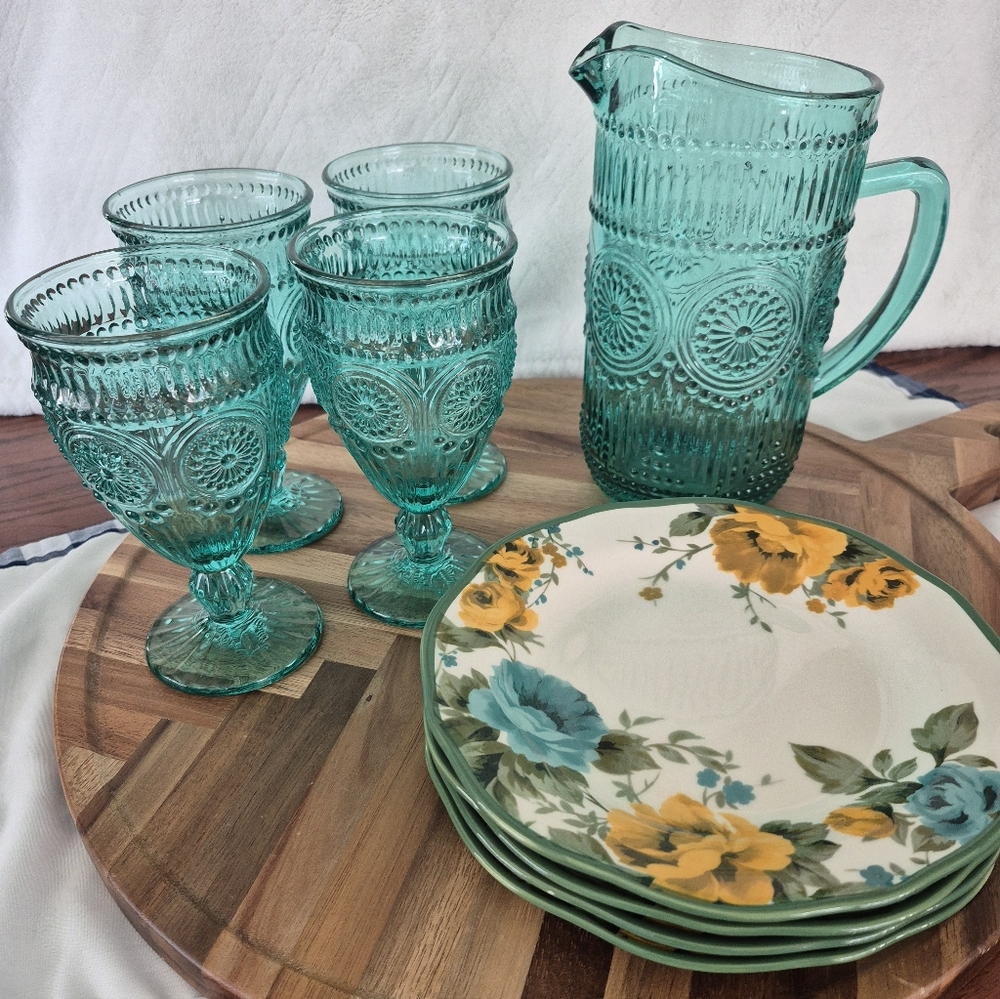 The Pioneer Women Adeline Goblet Glasses